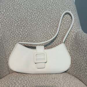 Minimalist Belt Buckle Shoulder Bag White
